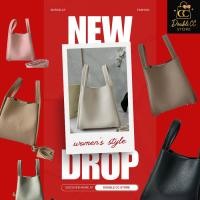 ราคา Medium Leather Tote Bag กระเป๋าทรงทันสมัย ขนาดกลาง (41313842276)