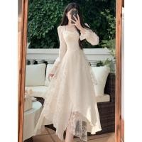 ราคา บริสุทธิ์และถอดออกได้สีขาวแสงจันทร์ลูกไม้ประกบอารมณ์ผิดปกติสแควร์คอบางกระชับชุดยาวกลาง (26742097537)