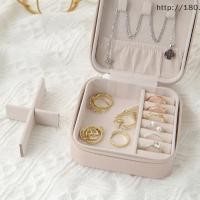 ราคา fitnessfrenzystore กล่องเก็บของพกพาการ์ตูน 1 ชิ้น Sanrio Hello Kitty กล่องเครื่องประดับต่างหูแหวนสร้อยคอสร้อยข้อมือกล่องเครื่องประดับขนาดเล็กอเนกประสงค์ TH (46600301781)