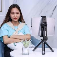 ราคา Cameraworld1 TH Domary แท็บเล็ตอเนกประสงค์ที่วางขาตั้งกล้องสามขาที่ยึดโทรศัพท์แบบปรับได้ Dual รองเท้าเย็นหมุนได้ 360 สำหรับการบันทึกวิดีโอระดับมืออาชีพสีดำ (45200183504)