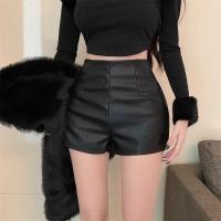 ราคา กางเกงขาสั้นหนังPUสีขาวสไตล์A lineY2K เอวสูง ดูสบายๆ (48300674161)