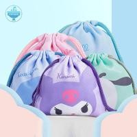 ราคา trysingoin Sanrio Anime Bundle Pocket Kawaii HelloKitty Kuromi Cinnamoroll กระเป๋าเก็บการ์ตูนไม่ทอ Drawstring กระเป๋าเด็กของขวัญ TH (29519658568)