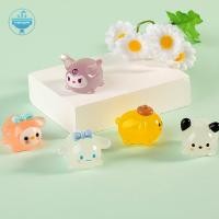 ราคา trysingoin Mini Luminous Sanrio ตุ๊กตา Kawaii Kuromi My Melody Cinnamoroll Pochacco Micro ภูมิทัศน์เครื่องประดับรถตกแต่งภายในตกแต่งบ้าน TH (28557390781)