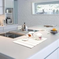 ราคา ห้องครัวเคาน์เตอร์จานแผ่นอบแห้งไดอะตอมโคลนพับเสื่อประหยัดพื้นที่สําหรับเครื่องแก้วผลไม้และผัก (41826335267)