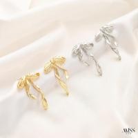 ราคา ต่างหูโบว์ส่องประกาย ทำจากทองคำขาว 14K (41568152551)