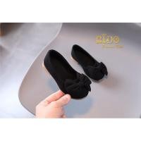 ราคา รองเท้าเด็ก หน้าร้านอยู่รัชดา ลองได้ H169 สีดำ ผ้ากำมะหยี่ ติดโบว์สีสวยใส่สบาย (29778982948)