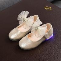 ราคา รองเท้าเด็ก หน้าร้านอยู่รัชดา ลองได้ H108สีครีม หน้าโบว์ที่เท้า (21571983955)