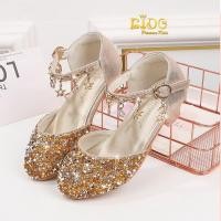 ราคา รองเท้าเด็ก หน้าร้านอยู่รัชดา ลองได้ H100สีทอง เพชรระยิบระยับ เปิดข้าง ประดับห้อยโซ่รูปดาวตรงสายรัดรองเท้า สวยสุดเก๋ (18553848725)