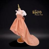 ราคา ชุดราตรีเด็ก หน้าร้านอยู่รัชดา ลองได้ถ่ายรูปจากชุดจริง W18743สีชมพู หน้าสั้นหลังยาวติดระบายที่อกผูกโบว์ที่ไหล่น่ารักๆ (18283987394)