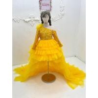 ราคา ชุดราตรีเด็ก หน้าร้านอยู่รัชดา ลองได้ถ่ายรูปเองจากชุดจริง W19169 สีเหลือง กระโปรงหน้าสั้นหลังยาว แขนยาว ฟูฟ่องเป็นชั้ (40702740594)