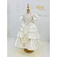 ราคา ชุดราตรีเด็ก หน้าร้านอยู่รัชดา ลองได้ถ่ายรูปจากชุดจริง W18725 สีขาว ประดับด้วยกลิตเตอร์และมุก ติดโบว์ด้านหลังและระบาย (29063937146)
