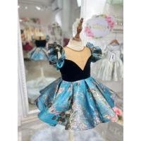 ราคา ชุดราตรีเด็ก หน้าร้านอยู่รัชดา ลองได้ถ่ายรูปจากชุดจริง W18702 สีเขียว แขนระบาย กระโปรงสั้น อกซีทรู (18189453954)