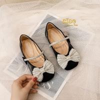 ราคา รองเท้าเด็กออกงาน หน้าร้านอยู่รัชดา ลองได้ H051สีดำ เรียบคาดเพชร แต่งโบว์ติดเพชรและมุก สวยน่ารักหวานๆเลยคะ (14690531450)