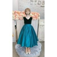 ราคา ชุดราตรีเด็ก หน้าร้านอยู่รัชดา ลองได้ถ่ายรูปเองจากชุดจริง W18981 สีเขียว ผ้าบนกำมะหยี่ กระโปรงยาว สวยเรียบหรู (24033852824)