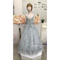 ราคา ชุดราตรีเด็ก หน้าร้านอยู่รัชดา ลองได้ถ่ายรูปจากชุดจริง W18365 สีเงิน แขนสั้น กระโปรงหน้ายาวหลังยาวทรงเจ้าหญิงเรียบหรู (19747372778)