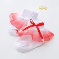 ราคา ถุงเท้าเด็ก มีหน้าร้านอยู่รัชดา S111สีขาว ข้อเท้าระบายไล่สีทรูโทนสีแดง ประดับโบว์ห้อยมุกสีสันสดใส (18655914049)