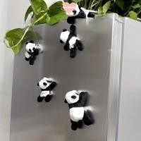 ราคา WETTO Plush Panda ตู้เย็นแม่เหล็ก ตุ๊กตาการ์ตูน PANDA Plush ของเล่น น่ารัก Mini ตกแต่งตู้เย็นตกแต่ง (44850838522)