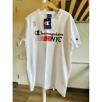ราคา เสื้อยืด champion New สีขาว ลายสกรีน ของใหม่ ขนาดอก 40 นิ้ว (19984900527)