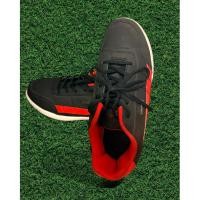 ราคา พร้อมส่ง รองเท้าผ้าใบแนวสปอร์ตสีดำตัดแดง Size 43 5 (44373123692)
