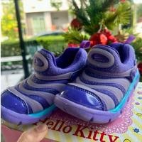 ราคา มือสองรองเท้าเด็กผู้ชาย Nike รุ่นหนอน ของแท้ (25459318428)