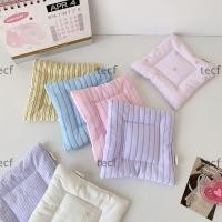 ราคา เทค ที่รองแก้วสี่เหลี่ยม แผ่นฉนวนกันความร้อนที่ทําด้วยมือผ้าฝ้าย เย็บปักถักร้อยหลายสีตกแต่งบ้านตารางเสื่อ แผ่นรองจาน (45300150351)