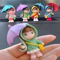 ราคา การ์ตูนน่ารักร่มคู่รถตกแต่ง ตุ๊กตาจิ๋วเครื่องประดับภูมิทัศน์ขนาดเล็ก กระจกมองหลังอัตโนมัติแดชบอร์ดสาวฟิกเกอร์ อุปกรณ์ตกแต่งภายในรถ (25855602987)