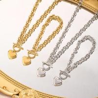 ราคา ทอง เงินสองสีที่มีอยู่สีทึบหัวใจรักOTหัวเข็มขัดไทเทเนียมเหล็กสร้อยข้อมือผู้หญิง สร้อยคอคุณภาพสูงสไตล์ประณีตชุด ซื้อแยก (29134112677)