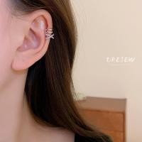 ราคา DREJEW ต่างหูแบบหนีบ ประดับเพทาย หลายชั้น ไม่ต้องเจาะหู เรียบง่าย เท่ แฟชั่น สําหรับผู้หญิง (25855302846)