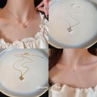 ราคา DREJEW 18k ทองแท้เคลือบด้วยไฟฟ้า zircon สร้อยคอสี่เหลี่ยมกลวงหรูหรา high end clavicle chain retro niche สร้อยคออเนกประสงค์ (27984413832)