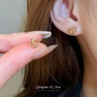 ราคา DREW 925 เข็มเงิน Simple Love สร้อยหูแฟชั่น สไตล์ส่วนตัว (43718675818)