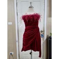 ราคา มือ1 เดรสเกาะอก ผ้ากำมะหยี่สีแดง อก 32 34 เอว 30 ยาว 25 ซิปข้าง (26434606686)