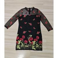 ราคา เดรสสีดำซีทรู ปักดอกไม้ ไซส์ L อก 38 เอว 36 สะโพก 40 ยาว 35 (58000947151)