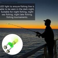 ราคา ชุดอุปกรณ์ตกปลากลางคืน พร้อมตัวล่อแสงสำหรับปลาน้ำจืด ใช้งานได้ดีในยามค่ำคืน (51951101552)