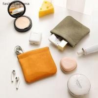 ราคา แฟชั่นกล้วย กระเป๋าแต่งหน้ากระเป๋ามินิกันน้ําน่ารักกระเป๋าเดินทางแต่งหน้าสินค้าใหม่ (41926237090)