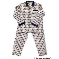 ราคา ชุดนอนลายวินเทจ แขนยาว ขายาว ชุดเซ็ท (15976393451)