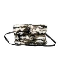 ราคา Elle กระเป๋าสะพายข้าง (26712286753)