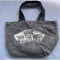 ราคา Vans off the wall กระเป๋า แวนส์ (42421781208)