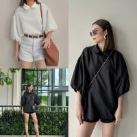 ราคา VOLUME SLEEVE BLOUSE เสื้อ แขนพองบอลลูน ดีไซน์ ปกคอบัว สีพื้น ขาว ดำ (45000708250)