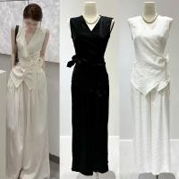 ราคา satin set ชุดเซทซาตินแขนกุดผูกเอว กางเกงขายาว ลุคคุณหนู หรูหรา (40352131560)