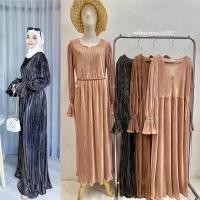 ราคา Maxi dress pleated ชุดเดรสแขนยาว ผ้าอัดพลีท เนื้อเงา (26262850820)