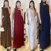 ราคา Classic Plete Maxi Dress เดรสอัดพลีท แขนกุด ผ้าชีฟอง (24029882769)