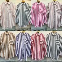 ราคา เสื้อเชิ้ตเกาหลี ทรง Oversize ลายริ้วแต่งกระเป๋าข้าง เเขนยาว (26051790508)