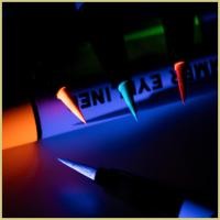 ราคา อายไลเนอร์สีสันสดใสชุด Shine Shimmer Waterproof Eye Liner High Pigmented Gel แต่งหน้าปากกา Shining Natural Eye pmuisth (45050554586)