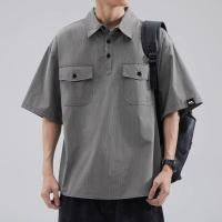 ราคา เสื้อเชิ้ตแขนสั้นสไตล์ Americana และ Britpop สีเทา สำหรับหนุ่มๆ แบบ loose fit เหมาะสำหรับฤดูร้อน (46650246921)