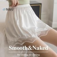 ราคา กางเกงขาสั้นผ้าไหมน้ําแข็งสำหรับหญิง บางนุ่มลื่น มีฟังก์ชันสามจุดกะพริบและป้องกันแสง ใส่ง่ายและสบายในฤดูร้อน (48151352789)