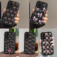 ราคา สีชมพูผีเสื้อโบว์คอลเลกชันเคสโทรศัพท์สําหรับvivo V5 V5 Lite V9 V9 Youth V23 V23E V25 V25E V27E V27 Pro VIVO V29 V15 Pro V15 V11i V21 INSป้องกันกันกระแทกนุ่ม (29764253407)