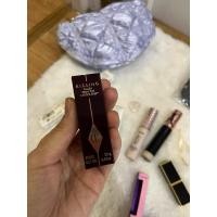 ราคา 98 สวยมาก พร้อมส่ง CHARLOTTE TILBURY Matte Revolution Kissing Lipstick (28656430172)
