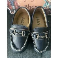 ราคา รองเท้าคัชชูเด็ก รองเท้าสลิปออนของเด็กมือสอง แบรนด์ Daks ของแท้ ความยาวเท้าด้านใน 13 5 ซม สภาพ 90 (42467455300)