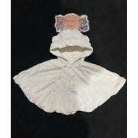 ราคา เสื้อคลุมกันหนาว ทรงปีกค้างคาว ผ้านุ่มมีฮู้ดของเด็กมือสอง สีฟ้า Size 70 งานป้ายของแท้ สภาพ 90 (24091668318)