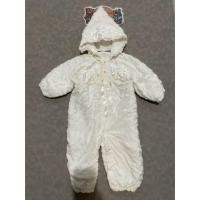 ราคา ชุดรอมเปอร์ บอดี้สูทเด็กมีฮู้ดมือสอง สีขาว Size 70 งานป้ายของแท้ สภาพ 90 (43856225439)